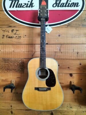 Martin D-13E Chitarra Acustica